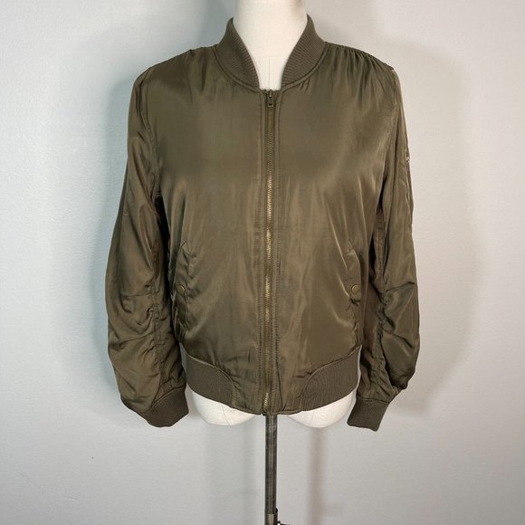 Love Tree Jackets & Blazers - Love Tree L Large Bomber Puffer Jacket Olive Green